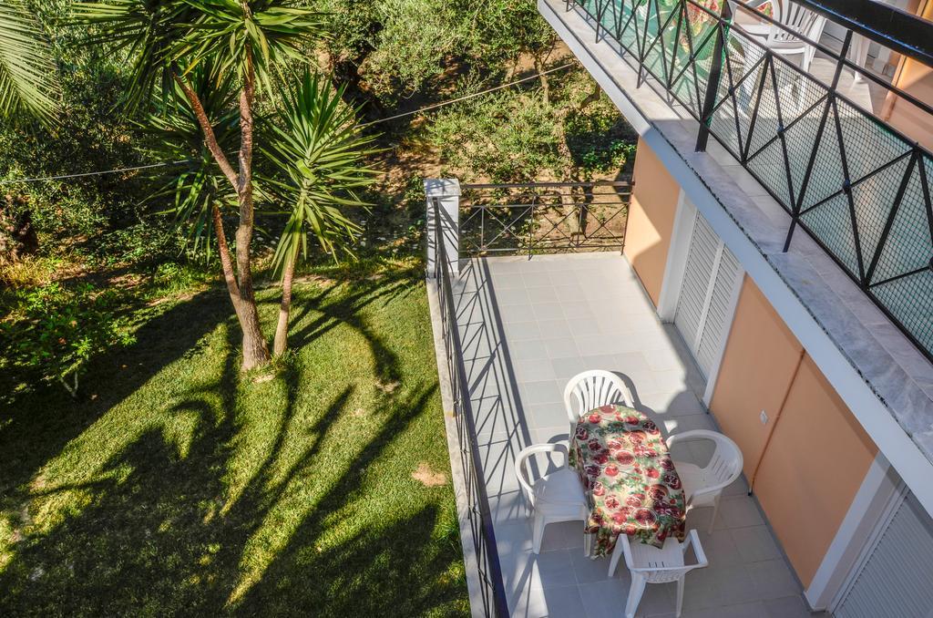 Olive Grove Apts Lithakia エクステリア 写真
