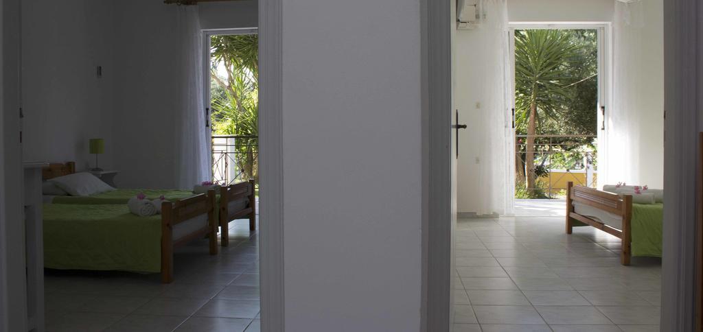 Olive Grove Apts Lithakia エクステリア 写真